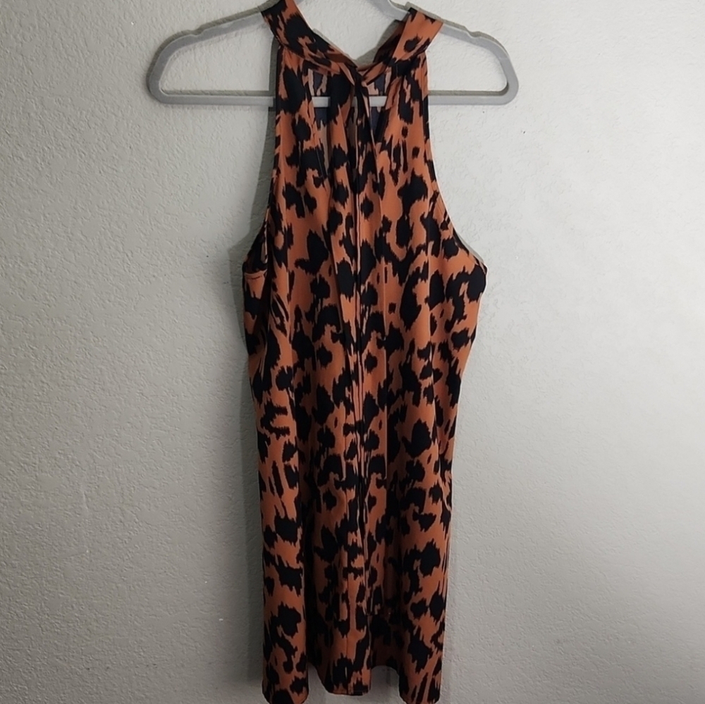 Lepoard Dress Womens Size M Midi V Back Neck Tie Unbranded Light Sleeveless